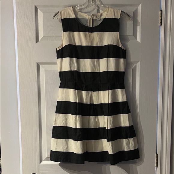 GAP Dresses & Skirts - GAP Striped Black and White Mini Dress